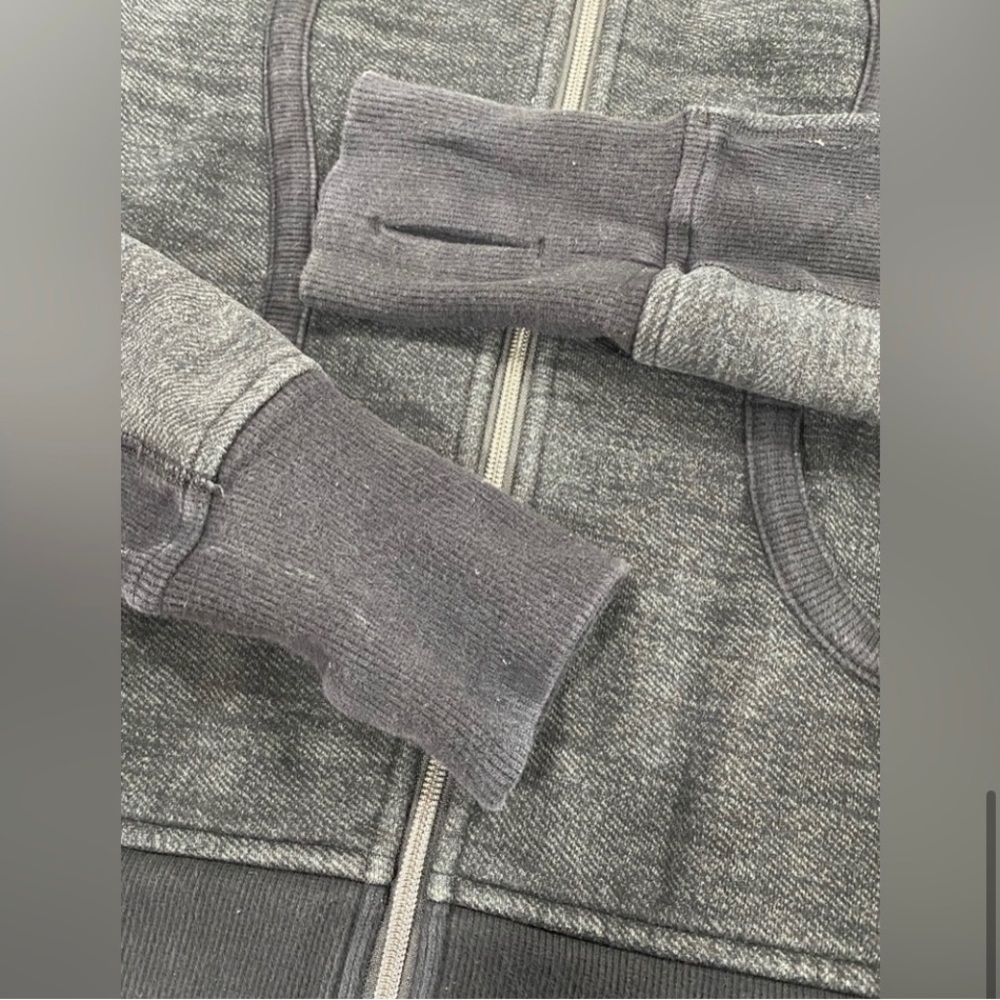 Lululemon jacket - Picture 6 of 7